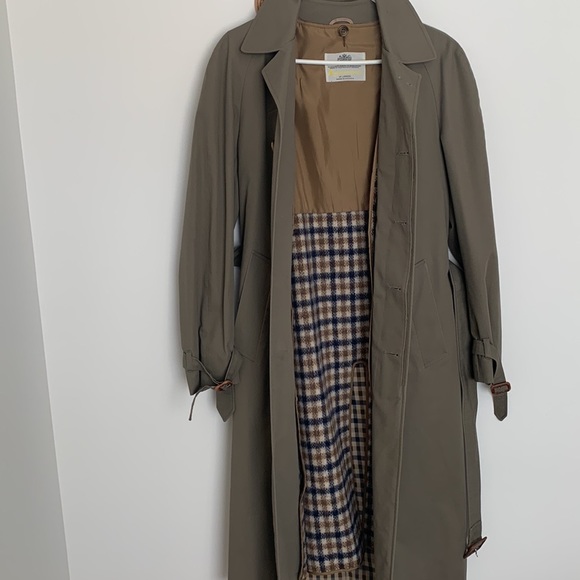 Trench coat - Picture 5 of 10